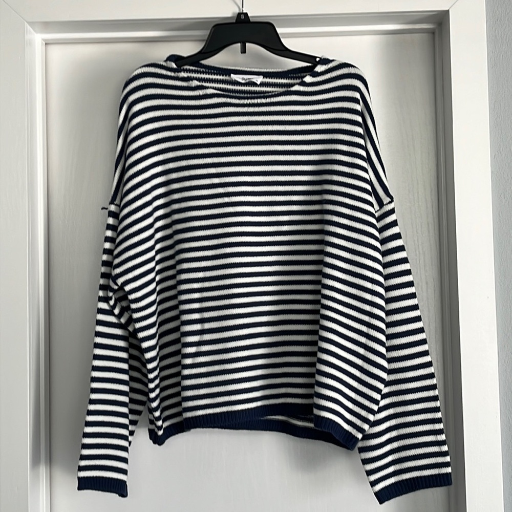 NWOT Carly Jean Los Angeles Wesley Sweater